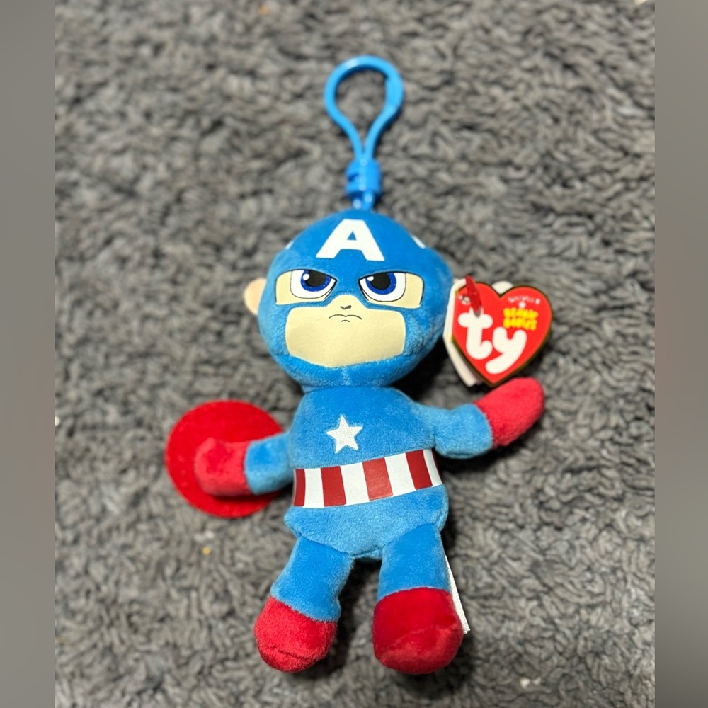 NWT Ty beanie babies keychain Captain America